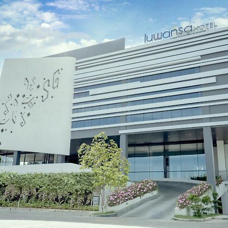 Luwansa Hotel And Convention Center Manado Eksteriør billede