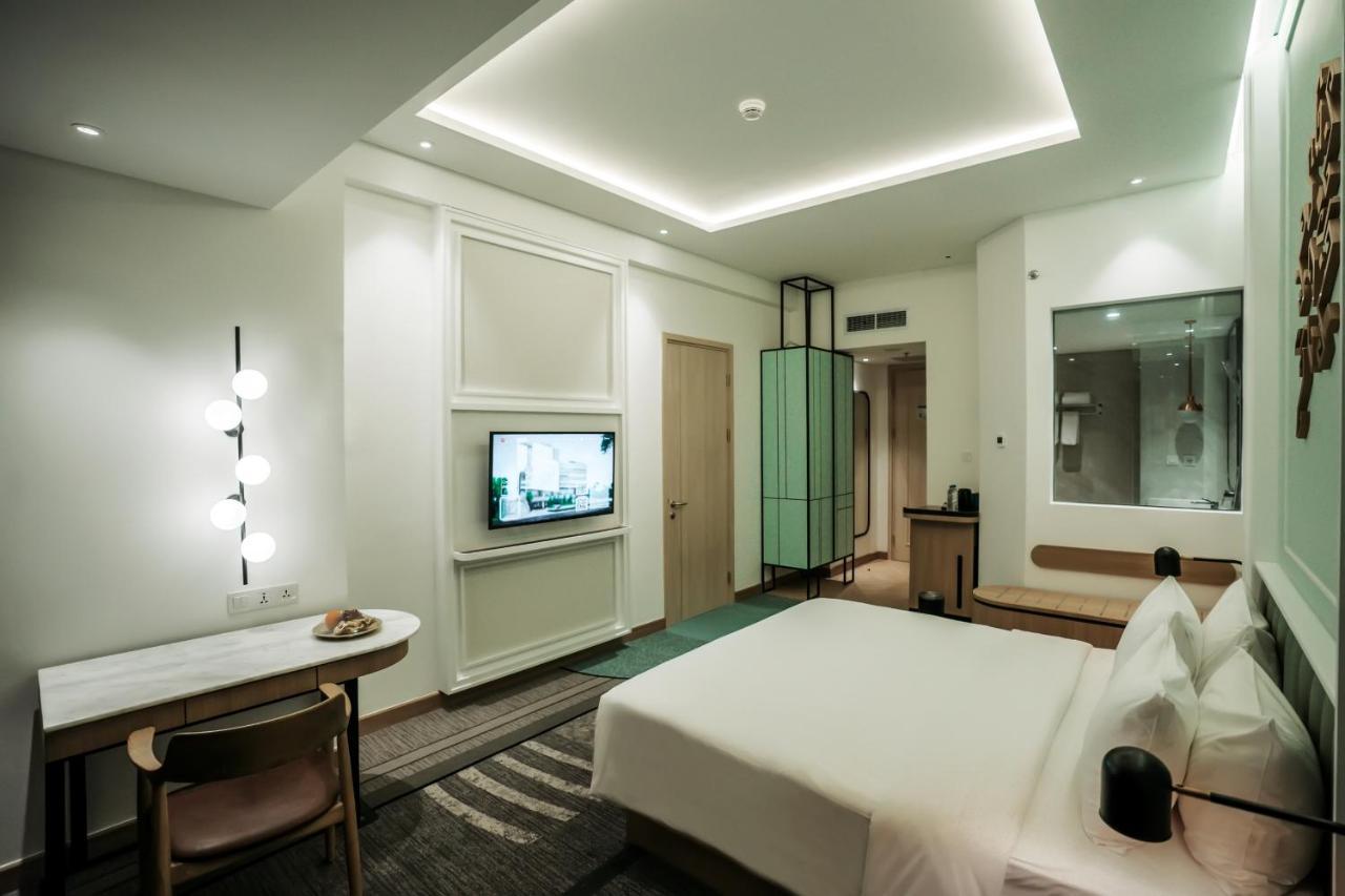 Luwansa Hotel And Convention Center Manado Eksteriør billede