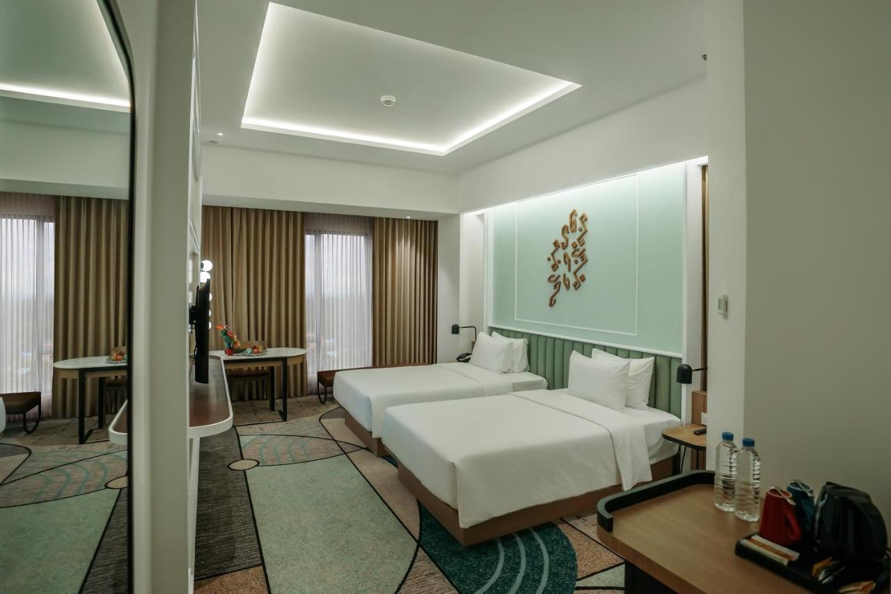 Luwansa Hotel And Convention Center Manado Eksteriør billede