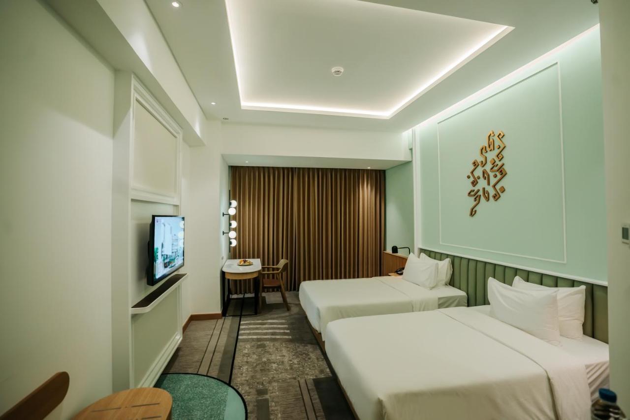 Luwansa Hotel And Convention Center Manado Eksteriør billede