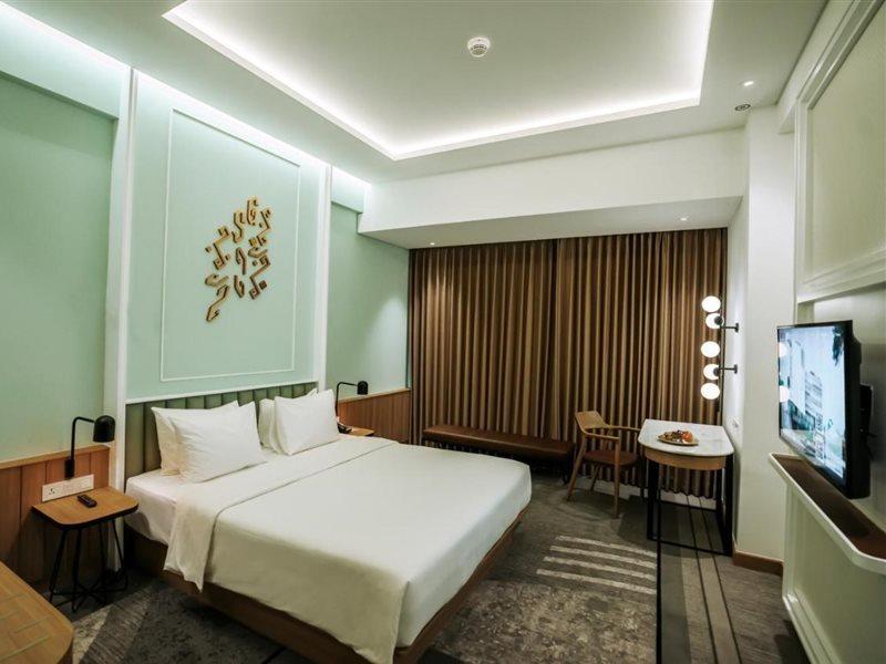 Luwansa Hotel And Convention Center Manado Eksteriør billede